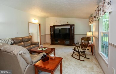 8427 Kings Meade Way, Columbia, MD 21046 - photo 4