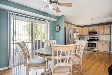 41 Birch St, Warwick, RI 02888 - photo 4
