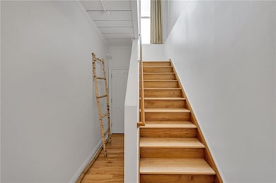 The Cotton Mill unit PH18, New Orleans, LA 70130 - photo 3