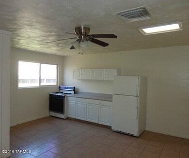 unlisted-address, Tucson, AZ 85705 - photo 2