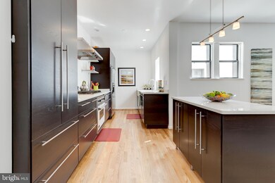 1669 Columbia Rd NW unit 410, Washington, DC 20009 - photo 4