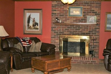 605 E Factory St, Harrodsburg, KY 40330 - photo 6