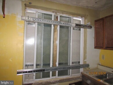 1921 Clifton Ave, Baltimore, MD 21217 - photo 5