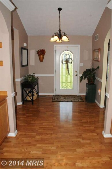 591 Crystal Ln, Strasburg, VA 22657 - photo 4