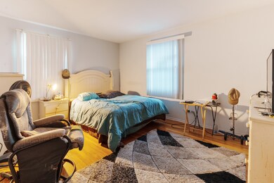 17120 Magnolia Dr, Hazel Crest, IL 60429 - photo 5