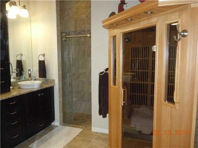 Master Bath/Spa.