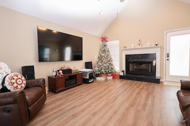 215 Stonefield Cir, Macon, GA 31216 - photo 4