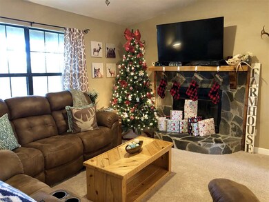 201 Royal Oaks Ct, Crawfordville, FL 32327 - photo 5