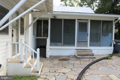 150 N Hatcher Ave, Purcellville, VA 20132 - photo 5