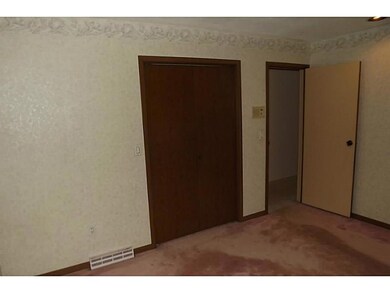 10 Lisa Ann Cir, Greenville, RI 02828 - photo 7