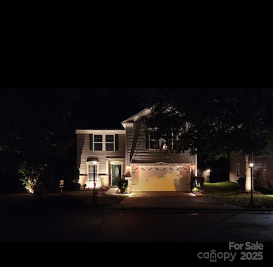 746 Ladino Ln, Clover, SC 29710 - photo 2