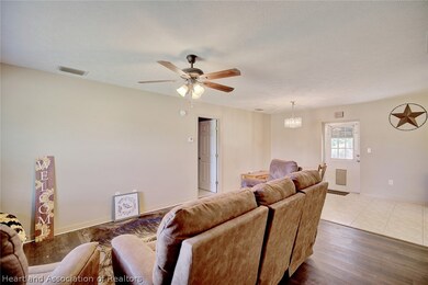 118 Hallmark Ave, Lake Placid, FL 33852 - photo 6