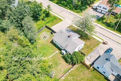 802 Portland St, Rochester, NH 03868 - photo 2