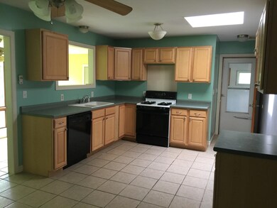 720 Waverly Rd, La Porte, IN 46350 - photo 2