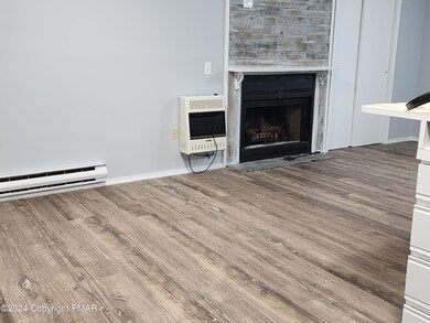 15 Pointe St unit 1st Floor, Mount Pocono, PA 18344 - photo 5