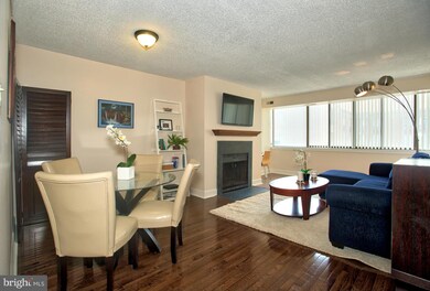 The Gibson unit 907, Washington, DC 20037 - photo 5