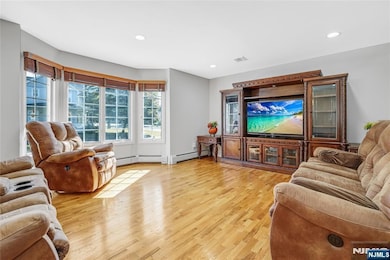 4 Maple Ave, Waldwick, NJ 07463 - photo 4