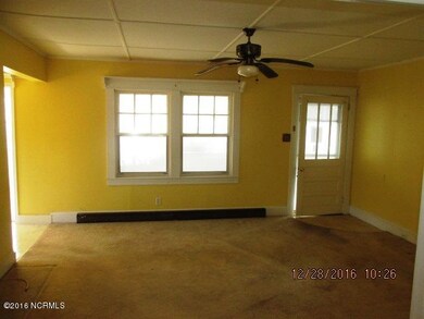 357 Shell Living Room