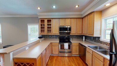 Kitchen Main Floor