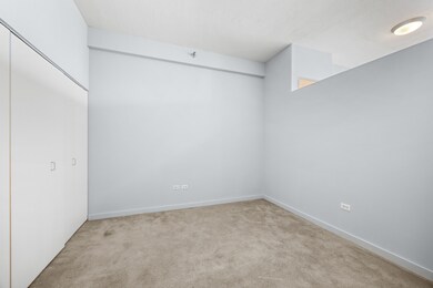 1720 S Michigan Ave unit 2307, Chicago, IL 60616 - photo 4