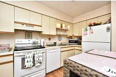 1210 Pinegrove Dr unit G, Myrtle Beach, SC 29577 - photo 3