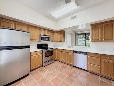 10524 NW 10th St unit A125, Plantation, FL 33322 - photo 7