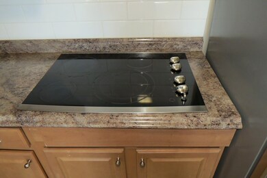 81 High St unit 11, Amesbury, MA 01913 - photo 7