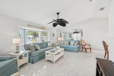 Interior continues with the coastal feeling