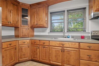 114 Henry Clay Rd, Newport News, VA 23601 - photo 7