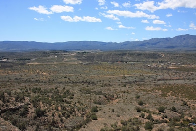 76XX E Coyote Trail unit 1, Cornville, AZ 86325 - photo 4