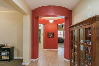 4) FOYER