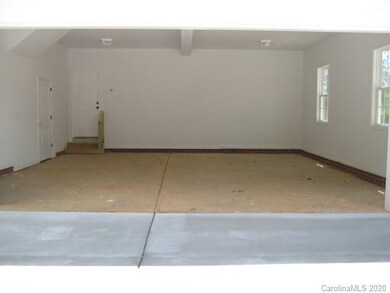 2561 Moon Creek Ln, Clover, SC 29710 - photo 5