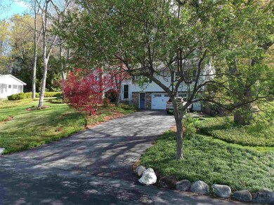 22 Thoreau Dr, Nashua, NH 03062 - photo 7