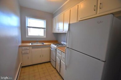 335 Talbott Ave unit 1, Laurel, MD 20707 - photo 4