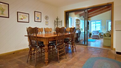 Sun room Entrance