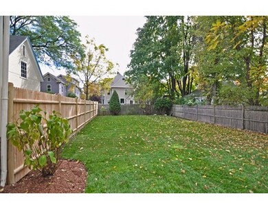 138 Lincoln St unit 1, Newton Highlands, MA 02461 - photo 4