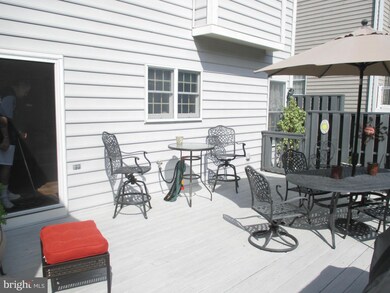 11619 Hunters Run Dr, Cockeysville, MD 21030 - photo 4