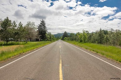 23957 Maxfield Creek Rd, Philomath, OR 97370 - photo 4