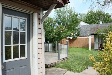 109 E Felton St, North Tonawanda, NY 14120 - photo 3