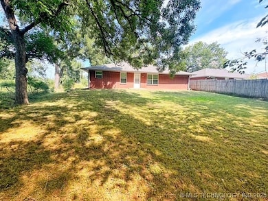 1100 Foggy Bottom Rd, Tecumseh, OK 74873 - photo 3