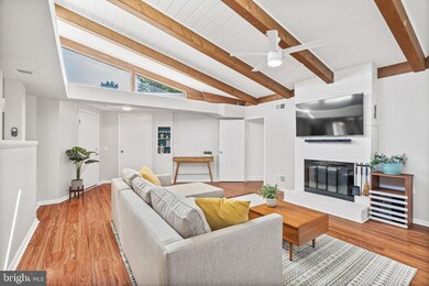 7402 Franklin Rd, Annandale, VA 22003 - photo 5