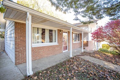 140 Hillcrest Dr, Circleville, OH 43113 - photo 4