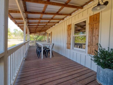So Pretty! Huge Wrap Around Porch!