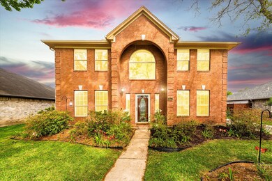 2004 N Mission Cir, Friendswood, TX 77546 - photo 6