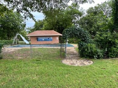 1600 S College Ave, Decatur, TX 76234 - photo 5