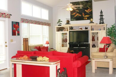 E1360LIVINGROOM