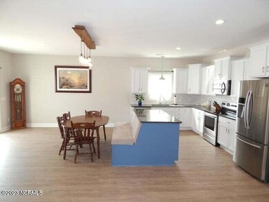 3913 Pensacola Dr, Greenville, NC 27834 - photo 4