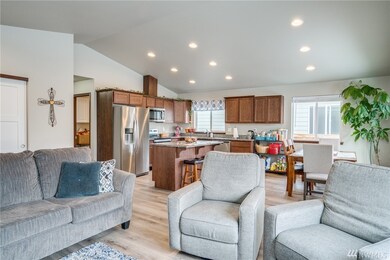 434 S Kansas Loop, East Wenatchee, WA 98802 - photo 5