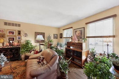 119 Susan Constant Ct unit 19, East Norriton Township, PA 19401 - photo 4