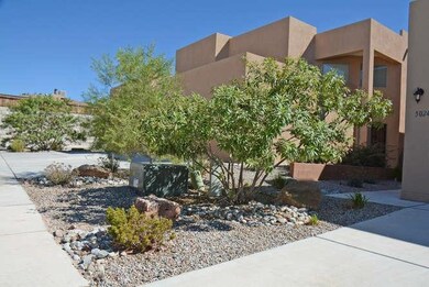 5024 Sala De Tomas Dr NW-small-003-Walkw